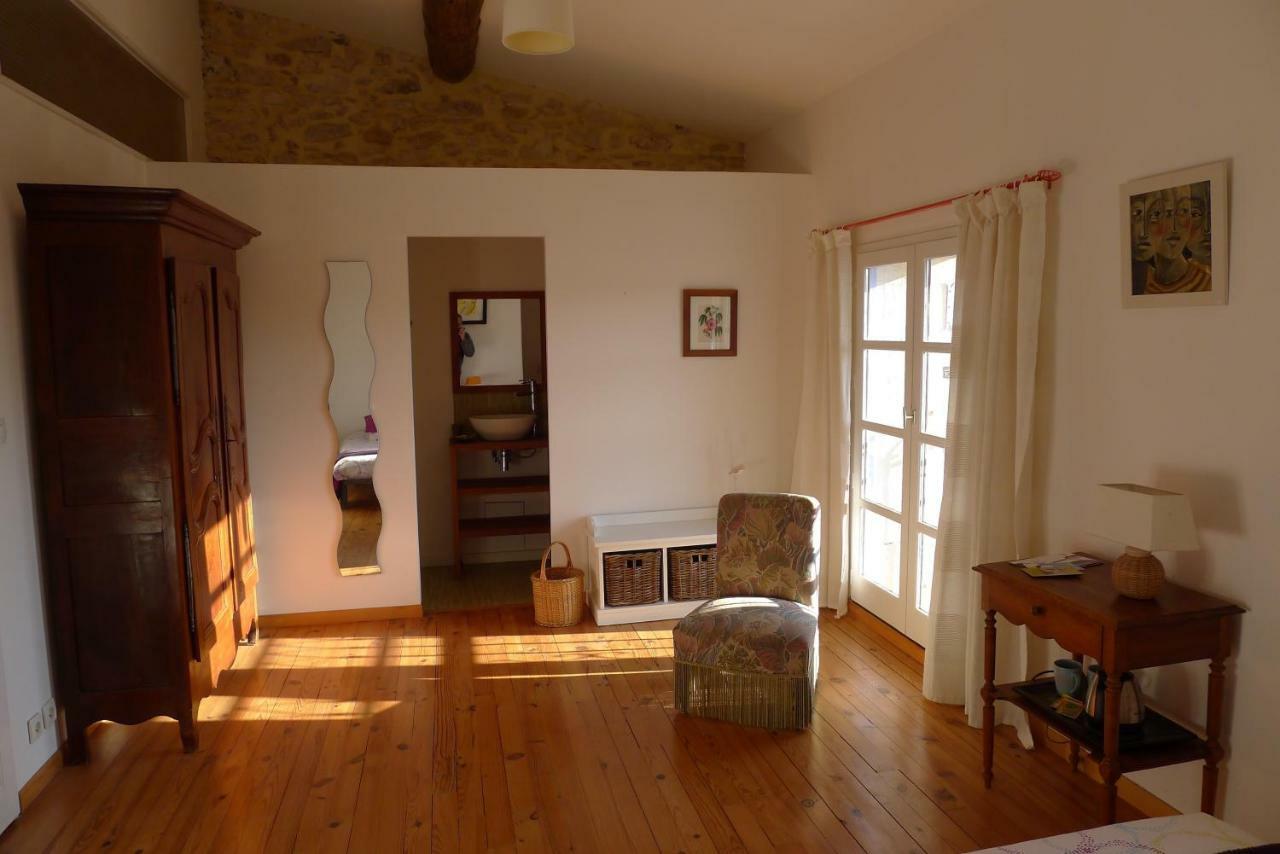 Chambres D'Hotes Dans Maison D'Artiste Galargues Экстерьер фото